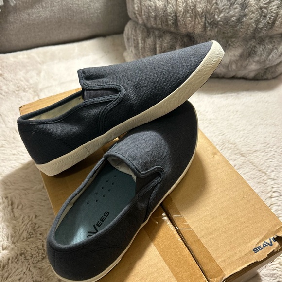 SeaVees Navy Canvas Slip-On Sneakers with White Sole Women’s Size 10 - Picture 6 of 6